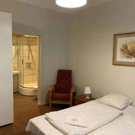 雅可布仁兹宾馆 3* 里加