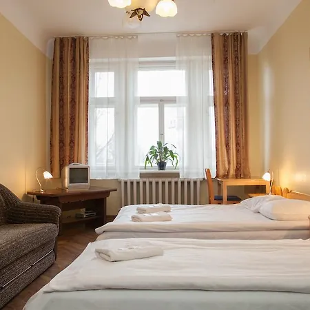 雅可布仁兹宾馆 3*