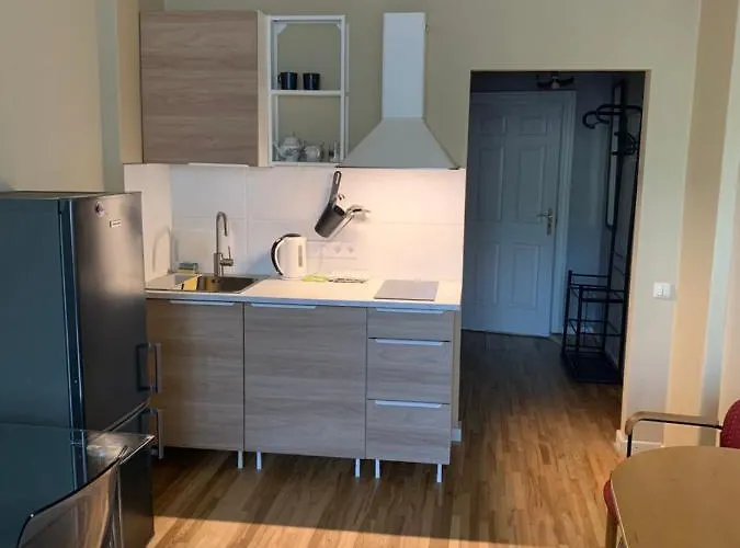 Nakšņošana un brokastis Jakob Lenz