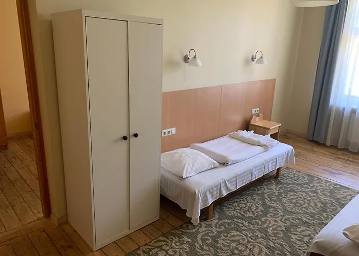 Nakšņošana un brokastis Jakob Lenz