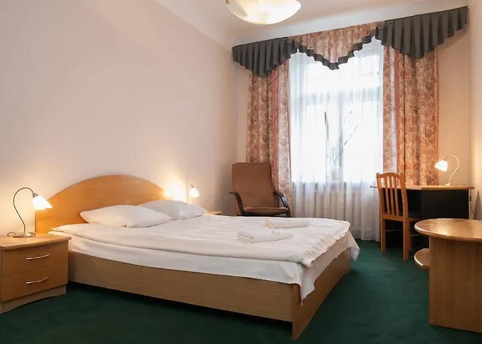 Nakšņošana un brokastis Jakob Lenz Riga