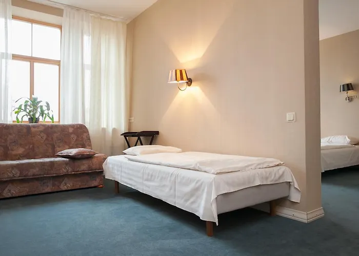 Jakob Lenz Nakšņošana un brokastis Riga